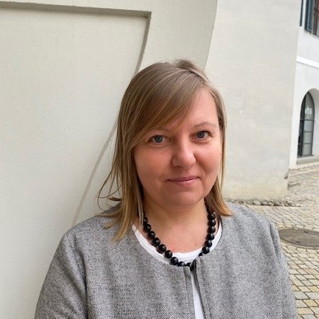 Malgorzata Marth, Verwaltung